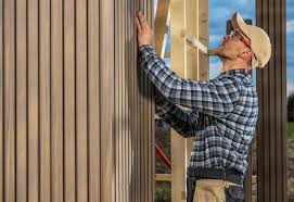 Best Vinyl Siding Installation  in Hutchinson, MN